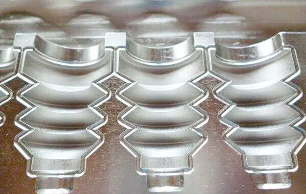 橡胶加工模具超声波清洗应用