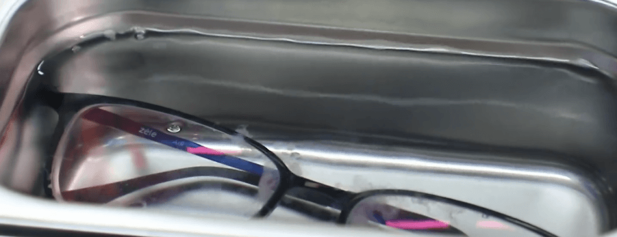 超声波清洗会损伤离焦眼镜吗?